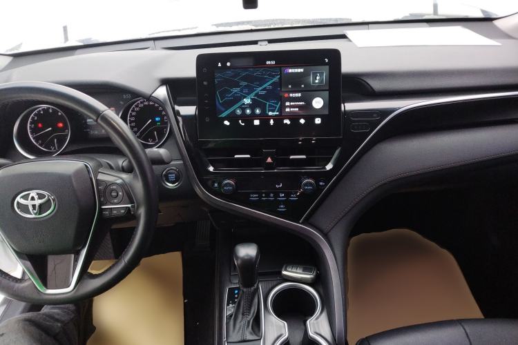 Used Toyota Camry 2021 2.0G Luxury Edition
