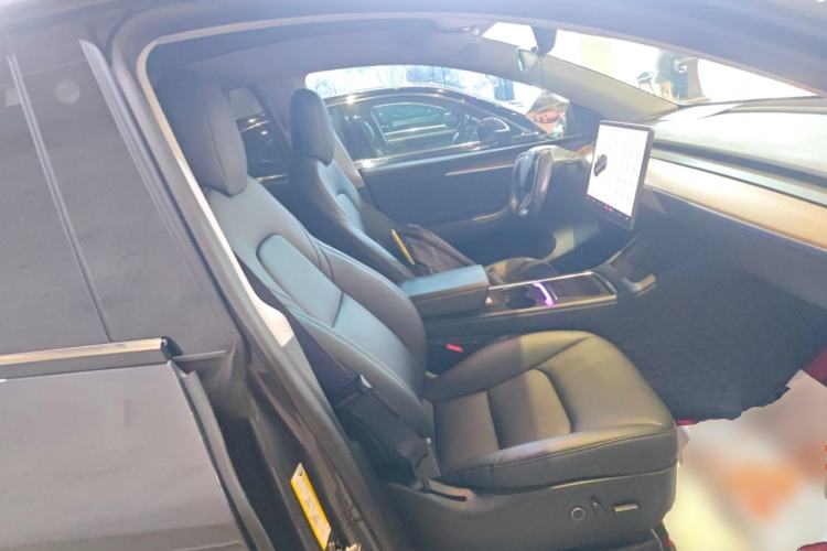 Used Tesla Model Y 2021 Long-Range All-Wheel-Drive Version