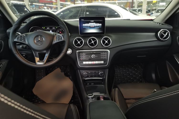 Used Mercedes-Benz GLA 2017 GLA 200 Fashion Model