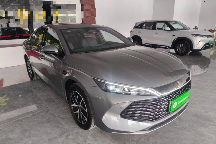 Used BYD Qin L 2025 DM-i Smart Drive 120KM Leading Model
