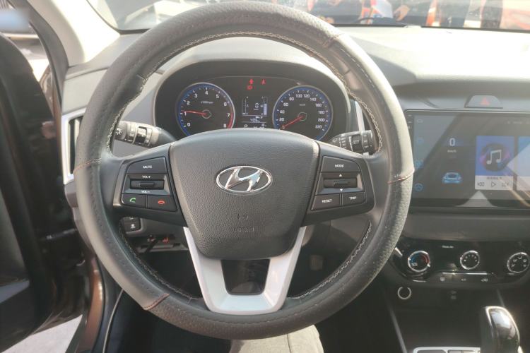 Used Hyundai ix25 2017 1.6L Automatic Smart Version
