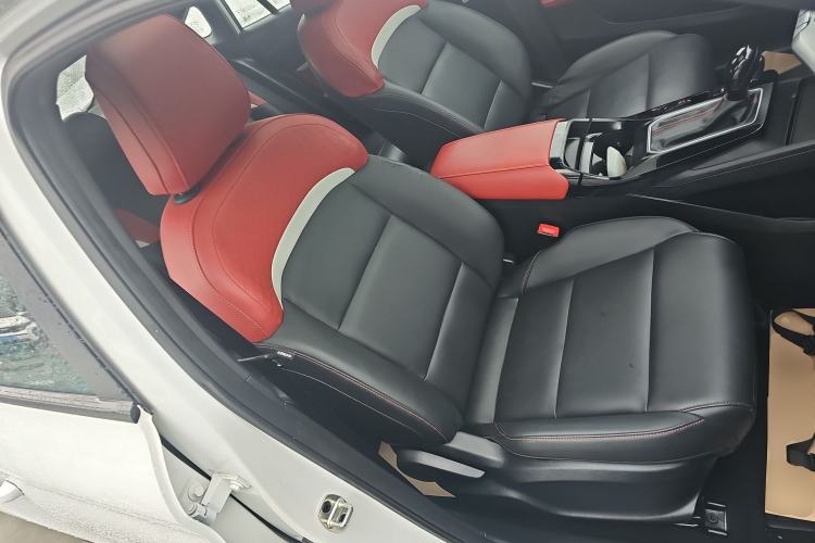 Used MG 5 2023 180 DVVT CVT Luxury Edition
