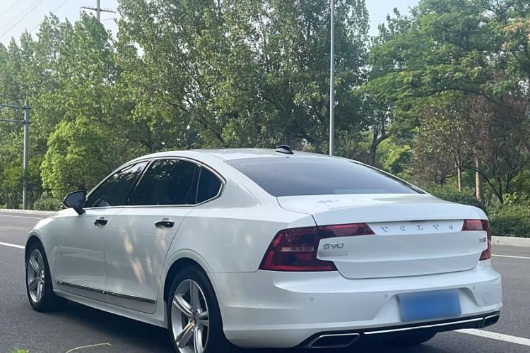 Used Volvo S90 2019 T4 Zhiyi Edition