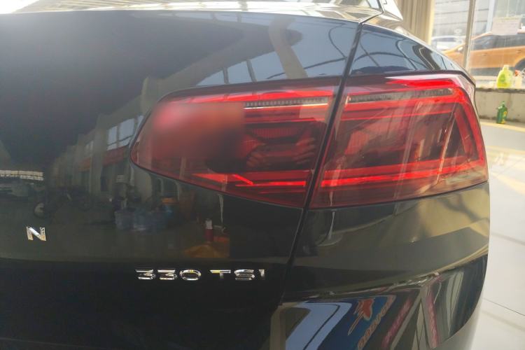 Used Volkswagen Magotan 2020 330TSI DSG Leading Model
