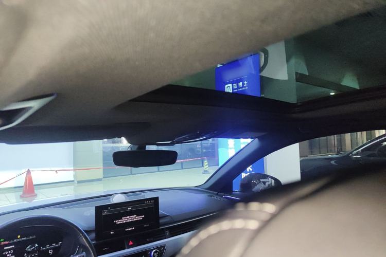 Used Audi A4L 2022 40 TFSI Luxury Dynamic Model
