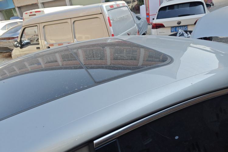 Used Roewe D7 2023 DMH 125km Excellence Edition