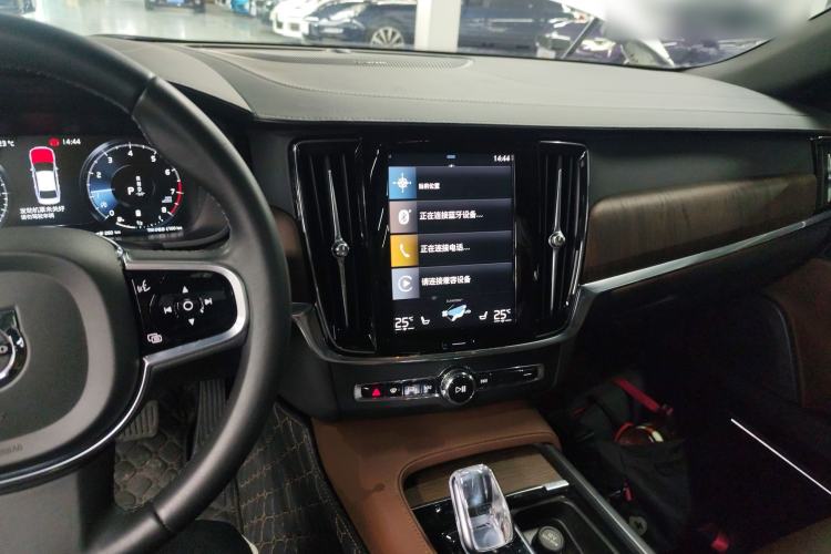 Used Volvo S90 2021 B5 Zhiyuan Luxury Edition
