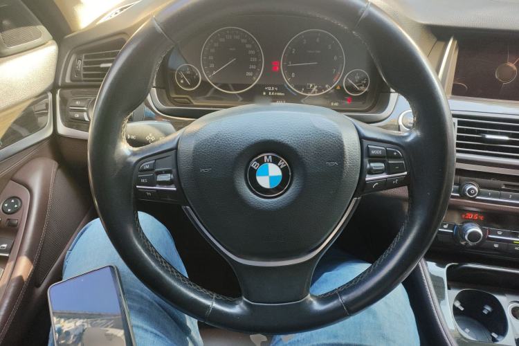 Used BMW 5 Series 2014 525Li Luxury Design Package
