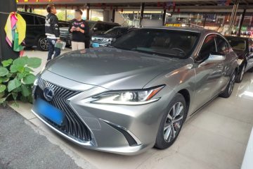 Used Lexus ES 2018 300h Premier Edition China V Standard