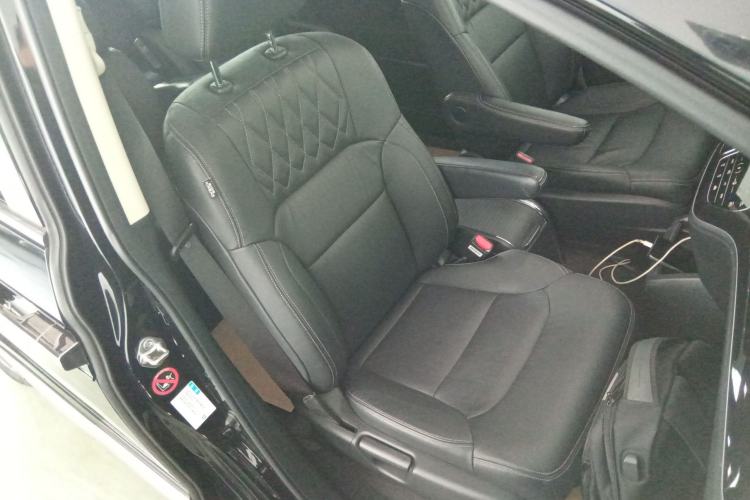 Used Honda Elysion 2019 2.0L Hybrid Luxury Edition
