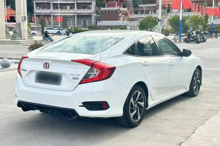 Used Honda Civic 2016 220TURBO CVT Luxury Edition

