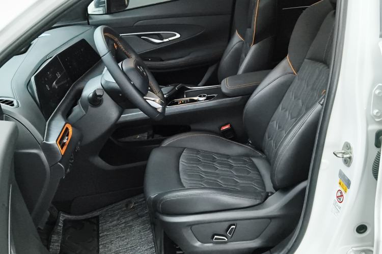 Used Changan UNI-T 2022 1.5T Prestige Version
