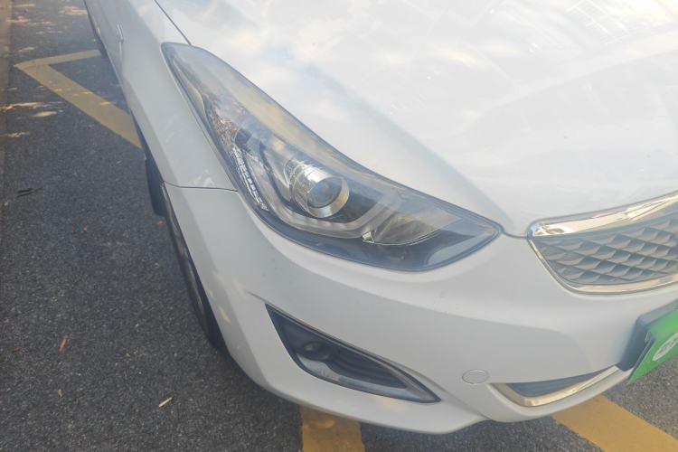 Used Hyundai Elantra (5th Generation / Langdong) 2016 1.6L Automatic Smart Version