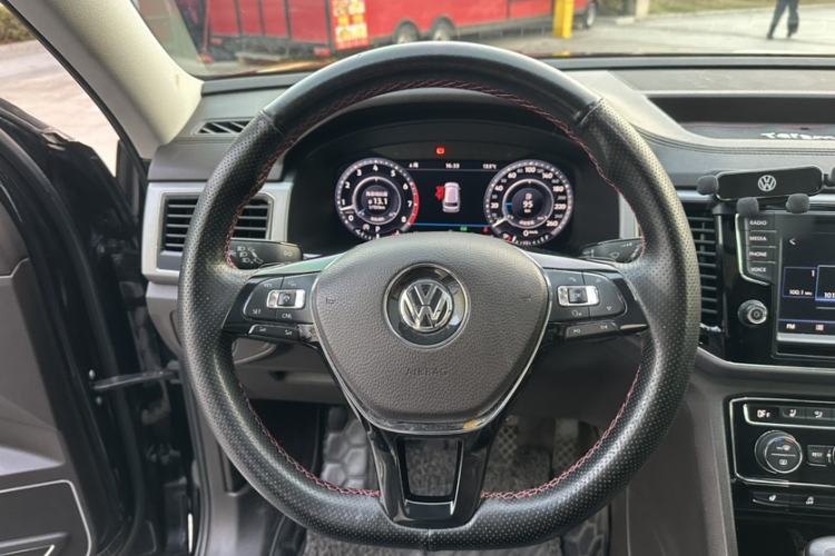 Used Volkswagen Teramont 2017 530 V6 Four-Wheel Drive Supreme Flagship Edition
