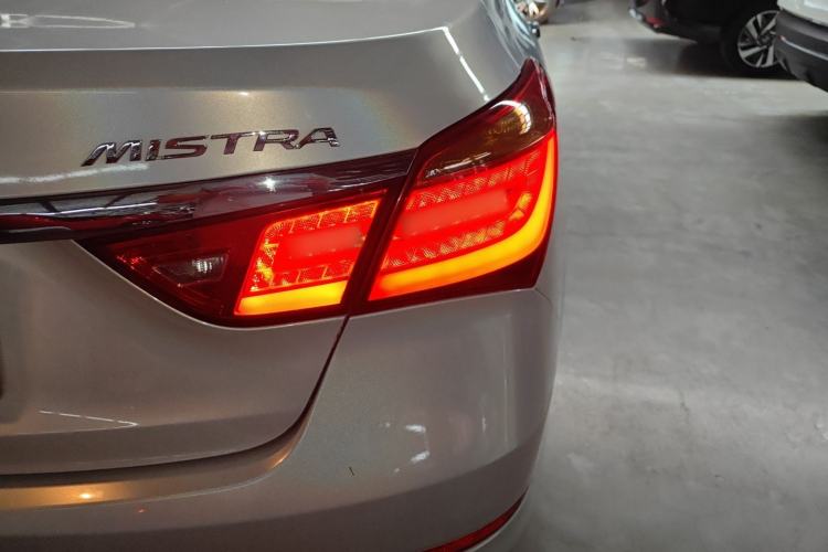 Used Hyundai Mistra 2014 1.8L Automatic Deluxe DLX Model
