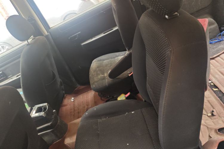 Used Dongfeng Fengon 330 2014 1.5L Manual Utility Version DK15