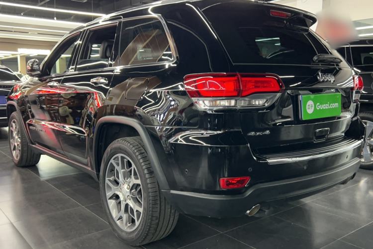 Used  Grand Cherokee 2020 3.0L Elite Navigation Edition
