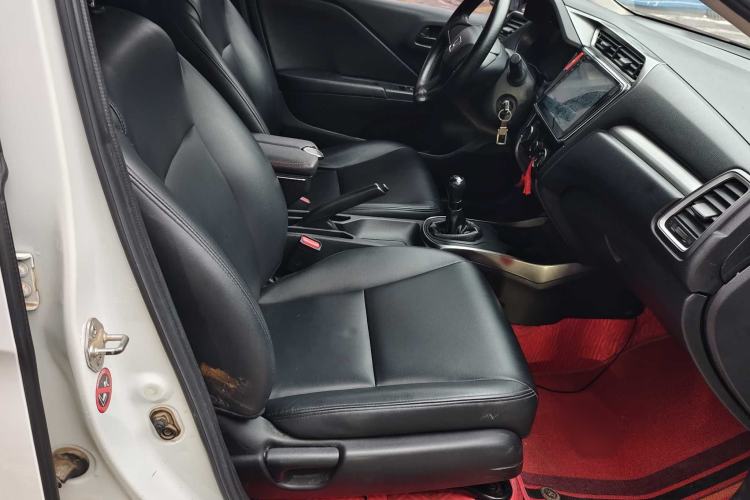 Used Honda Gienia 2017 1.5L Manual Classic Edition
