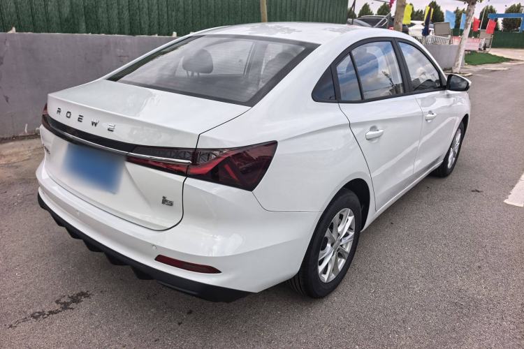 Used Roewe i5 2023 1.5L Manual Comfort Edition
