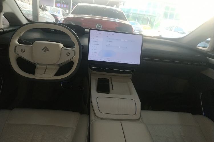 Used  GT 2023 560 Rear-Drive Seven-Wing Edition
