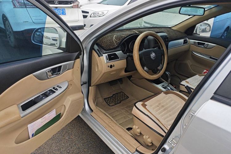 Used Buick Excelle 2013 1.5L Automatic Classic Model
