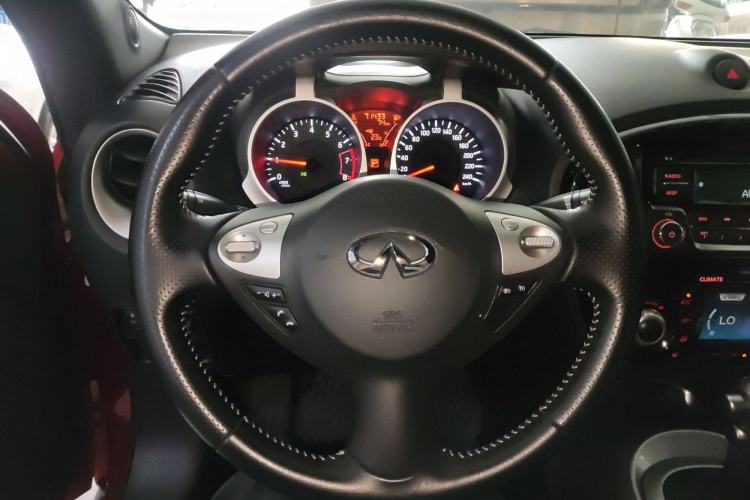 Used Infiniti ESQ 2014 1.6L Spontaneous Edition
