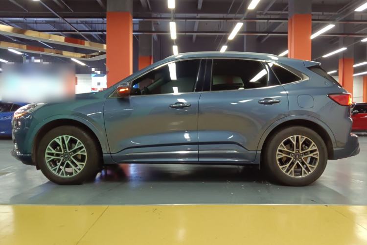 Used Ford Escape 2020 EcoBoost 245 Four-Wheel Drive Luxury Edition
