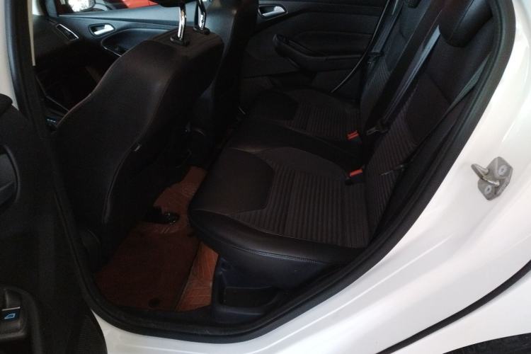 Used Ford Focus 2018 Hatchback Classic EcoBoost 180 Automatic Elite Model
