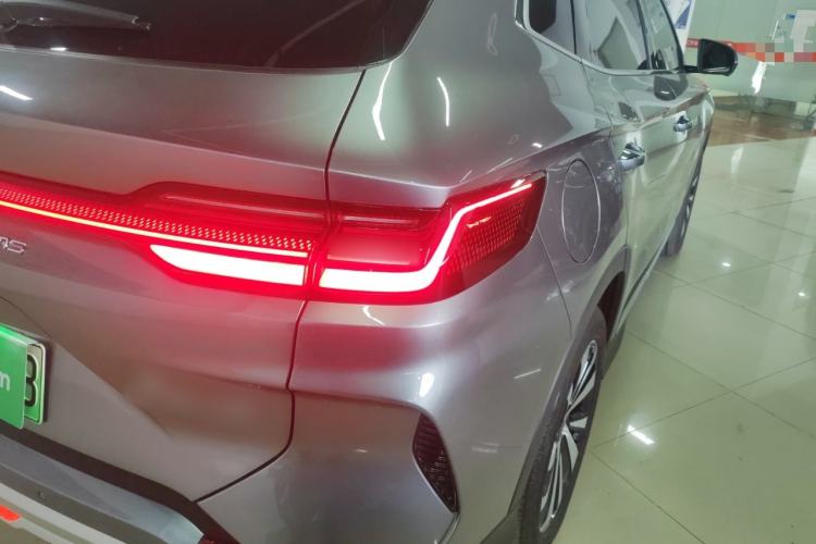 Used BYD Song PLUS New Energy 2023 Champion Edition EV 520KM Flagship Model
