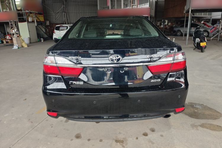 Used Toyota Camry 2015 2.0G Premier Edition
