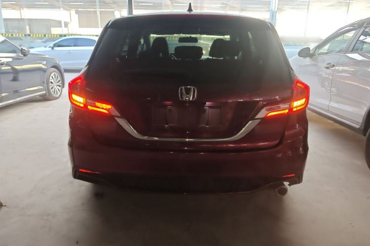 Used Honda Jade 2017 1.8L automatic Comfort version 5 seats
