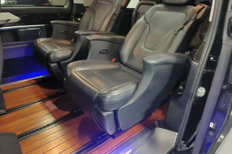 Used Mercedes-Benz V-Class 2018 V 260 L Prestige Extended Version China VI