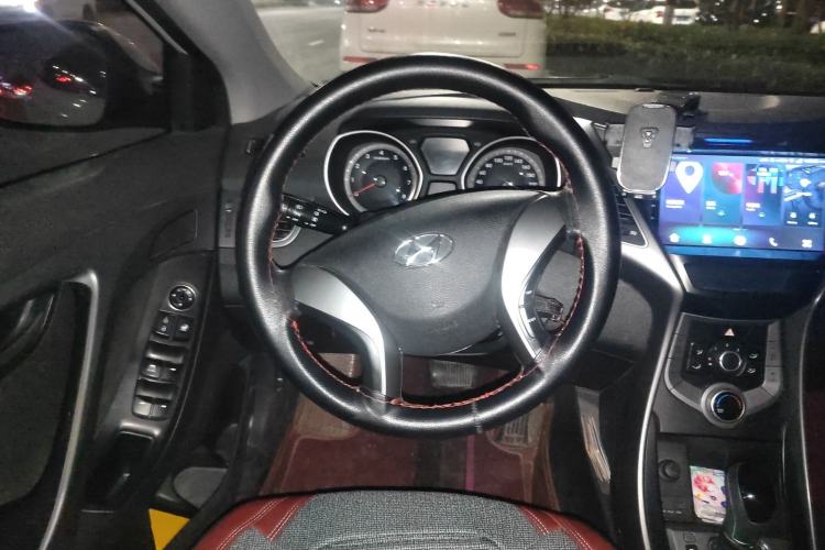 Used Hyundai Elantra (5th Generation / Langdong) 2015 1.6L Automatic Fashion Model
