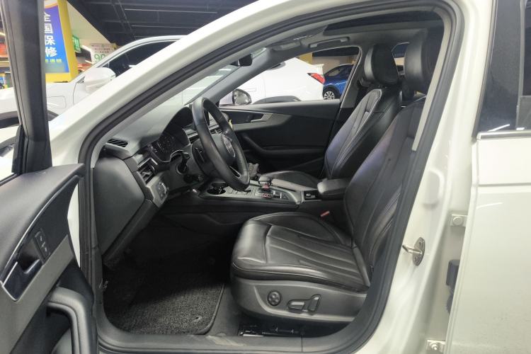 Used Audi A4L 2019 40 TFSI Ambition China VI
