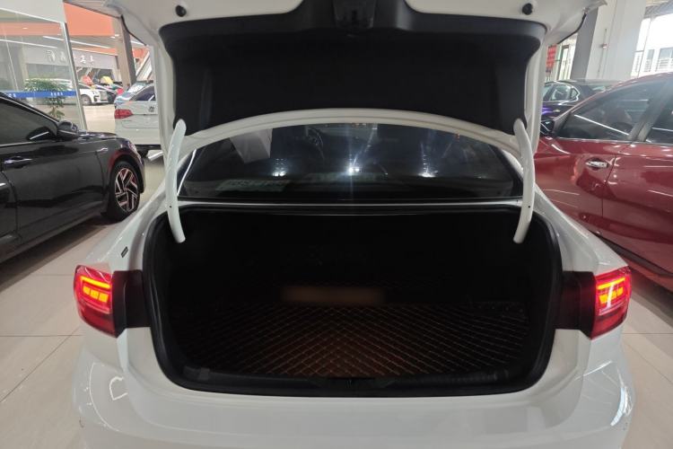 Used Volkswagen Lamando 2021 280TSI DSG Comfort Edition
