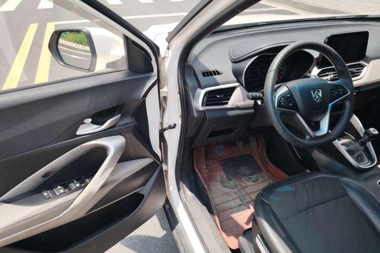 Used Baojun 510 2017 1.5L Manual Fashion Edition
