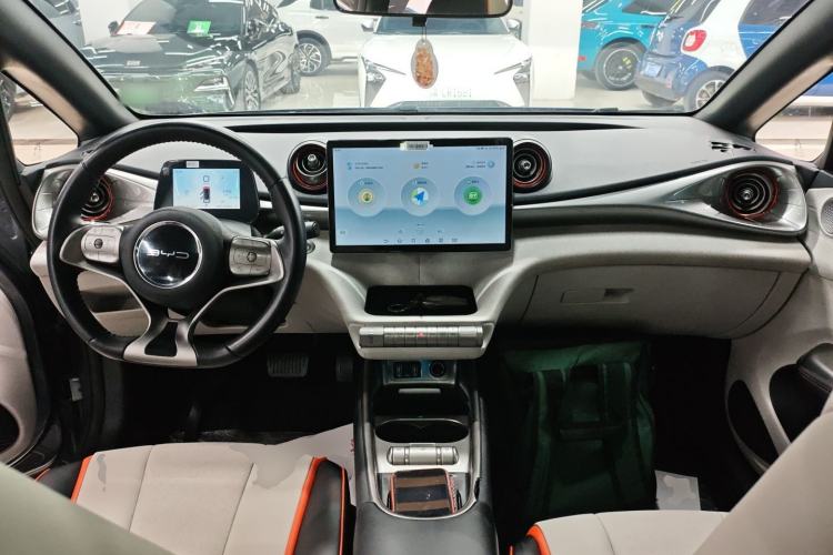 Used BYD Dolphin 2021 405 km Fashion Edition