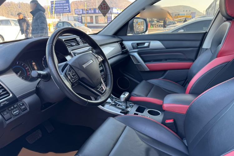 Used Haval H2 2018 Red-Label 1.5T Dual-Clutch Two-Wheel-Drive Luxury Model