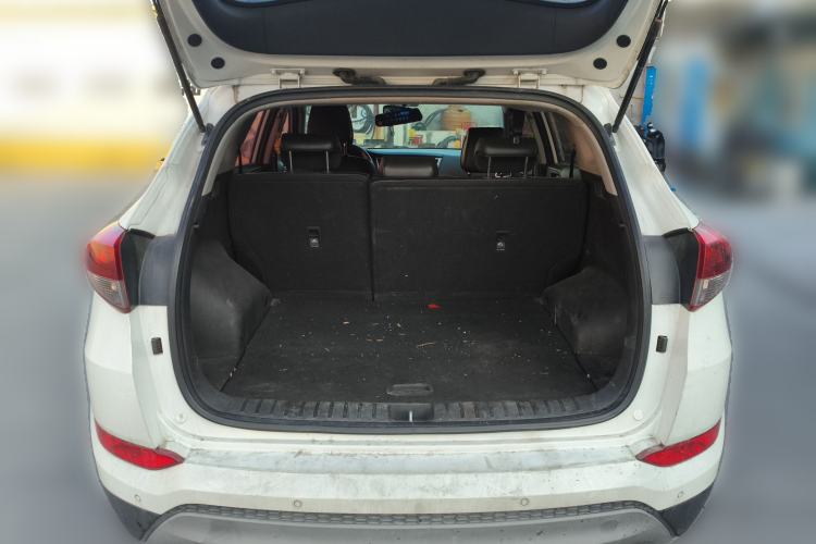 Used Hyundai Tucson 2018 1.6T Dual-Clutch Two-Wheel Drive 15th Anniversary Special Edition