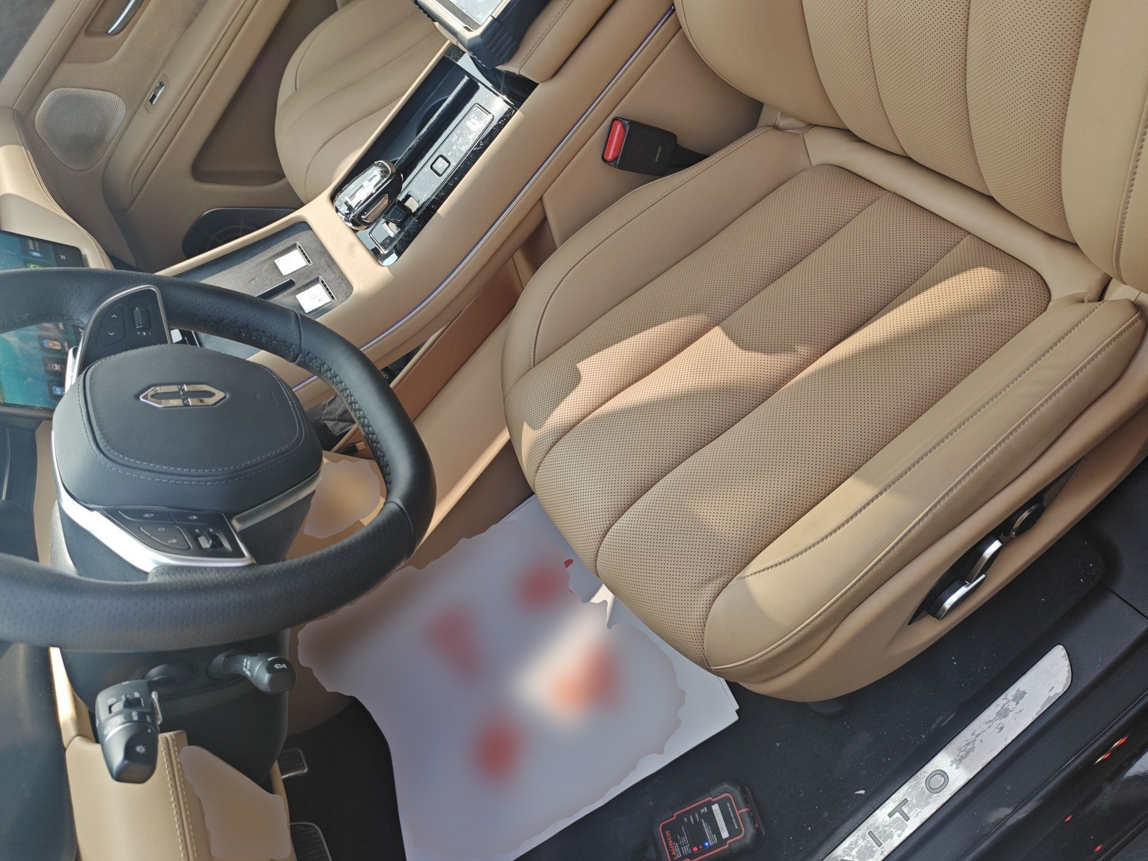 المقاعد الأمامية داخل السيارة