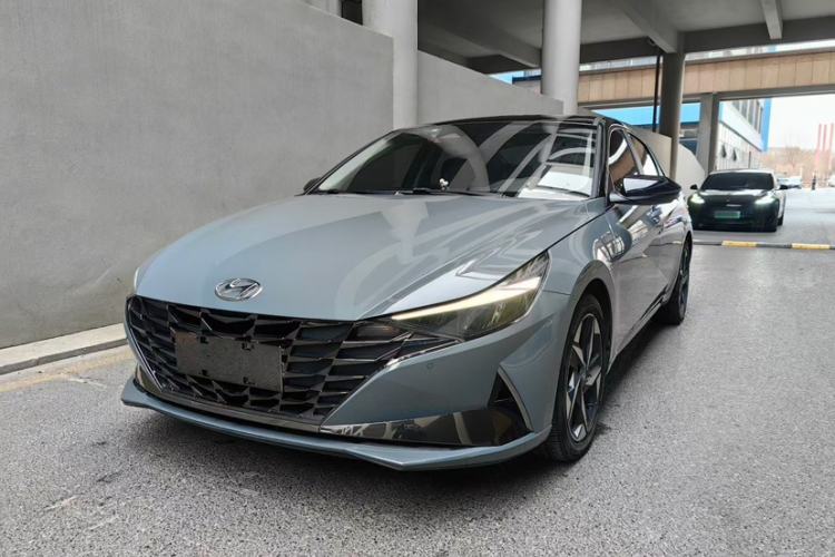 Used Hyundai Elantra 2022 1.5L CVT LUX Prestige Edition