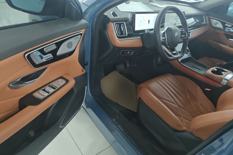 Used JETOUR Shanhai Shanhai L7 2024 1.5T 120km ULTRA 7-Seater
