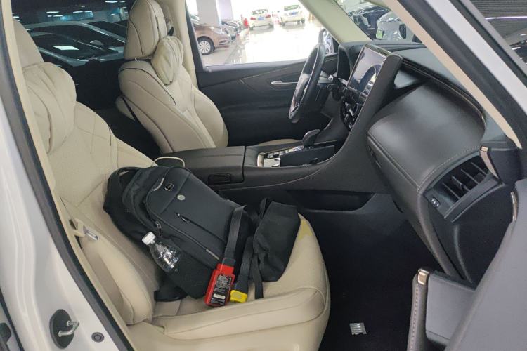 Used Toyota Vellfire 2024 Crown Dual-Engine 2.5L Supreme Executive Edition