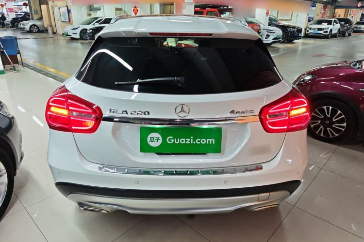 Used Mercedes-Benz GLA 2015 GLA 220 4MATIC Fashion Model
