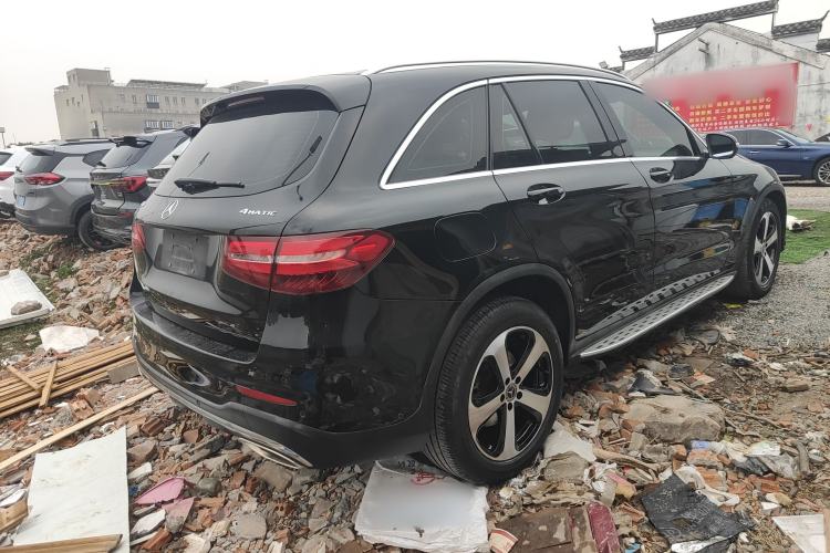 Used Mercedes-Benz GLC 2018 GLC 260 4MATIC Luxury Model