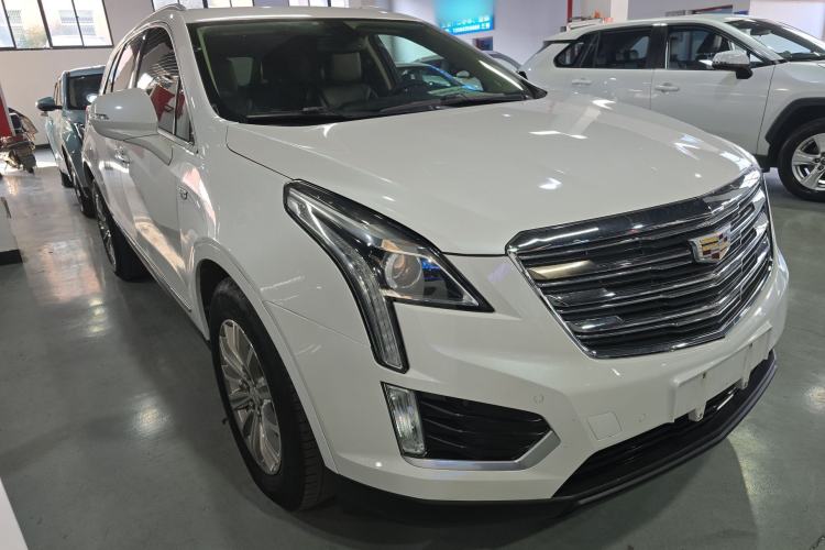 Used Cadillac XT5 2016 25T Luxury Model
