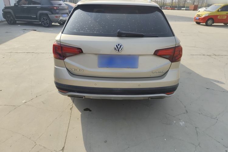 Used Volkswagen C-TREK 2017 1.6L Automatic Comfort Model
