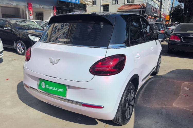 Used Wuling Bingo 2023 333 km Lingxi Connected Version
