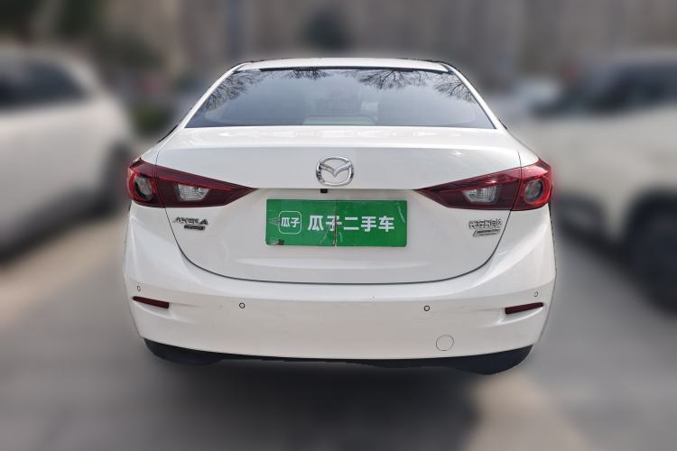 Used Mazda Mazda 3 Axela 2014 Sedan 1.5L Automatic Luxury Model
