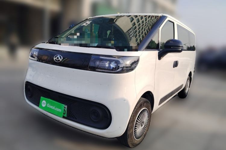 Used SAIC MAXUS Dana V1 2024 V1 Short Wheelbase Low-Roof Multi-Function Version (51 kWh)